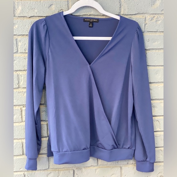 Banana Republic Surplice Top M - Picture 1 of 3
